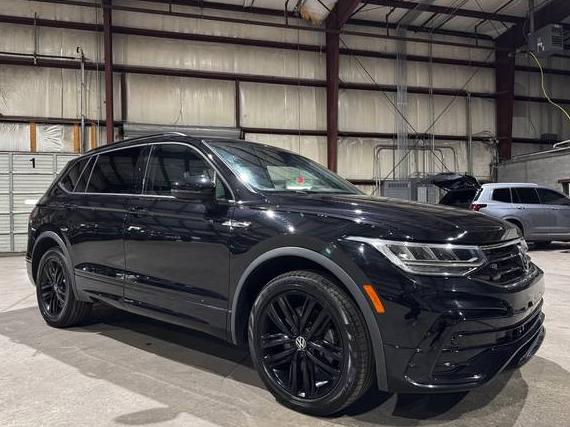 VOLKSWAGEN TIGUAN 2022 3VVCB7AX6NM115011 image