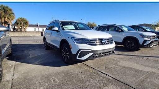 VOLKSWAGEN TIGUAN 2022 3VV1B7AX2NM004009 image