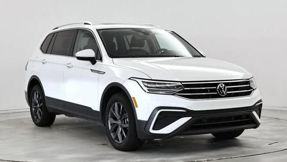 VOLKSWAGEN TIGUAN 2022 3VV3B7AX4NM120563 image
