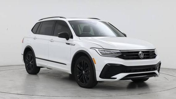 VOLKSWAGEN TIGUAN 2022 3VVCB7AXXNM061602 image
