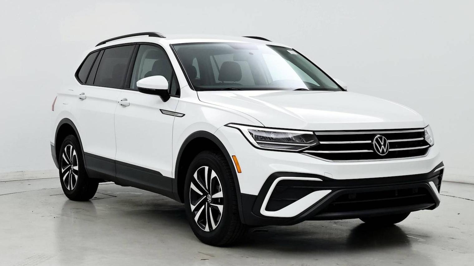 VOLKSWAGEN TIGUAN 2022 3VV1B7AX8NM045700 image