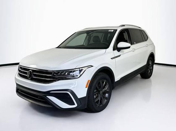 VOLKSWAGEN TIGUAN 2022 3VV3B7AX0NM089506 image