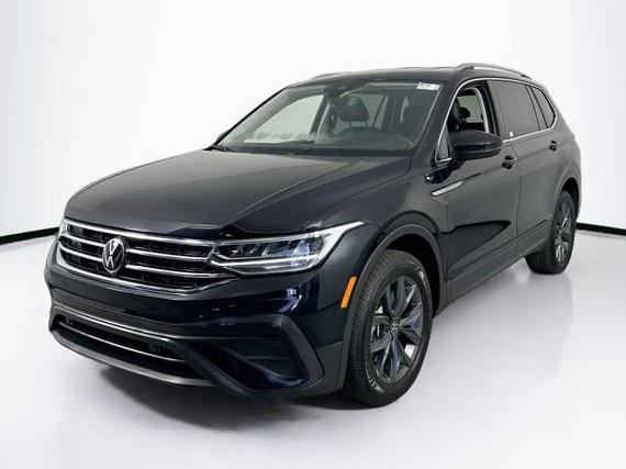 VOLKSWAGEN TIGUAN 2022 3VV3B7AX2NM075347 image