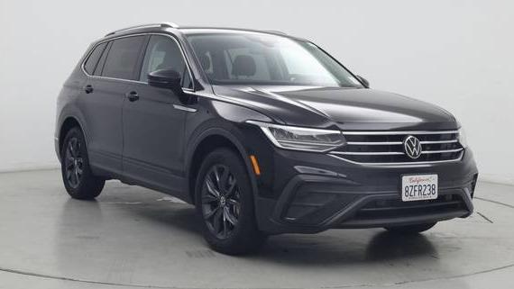 VOLKSWAGEN TIGUAN 2022 3VV3B7AX1NM013647 image