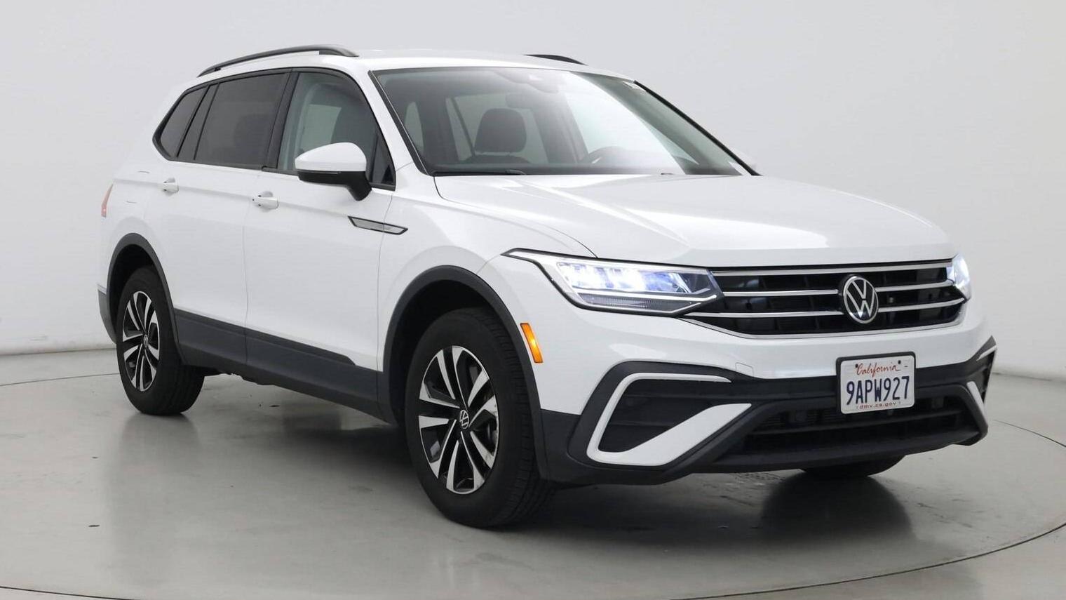 VOLKSWAGEN TIGUAN 2022 3VV1B7AX4NM072439 image