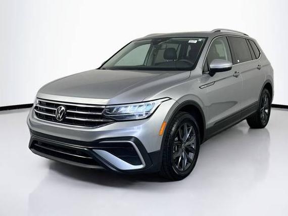 VOLKSWAGEN TIGUAN 2022 3VV3B7AX5NM107885 image