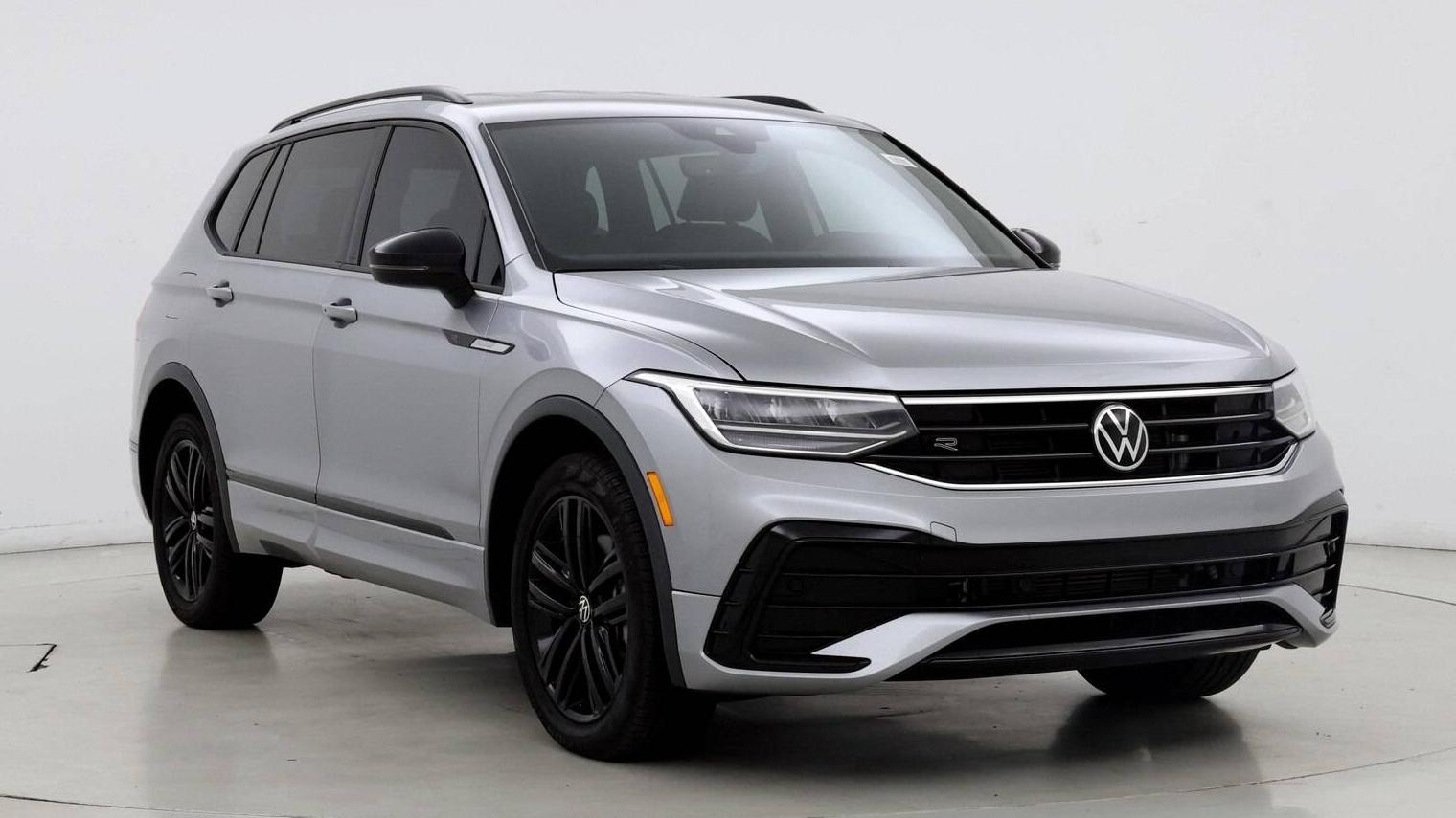 VOLKSWAGEN TIGUAN 2022 3VVCB7AX8NM000944 image