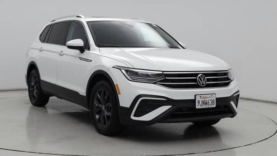 VOLKSWAGEN TIGUAN 2022 3VV3B7AX0NM166617 image