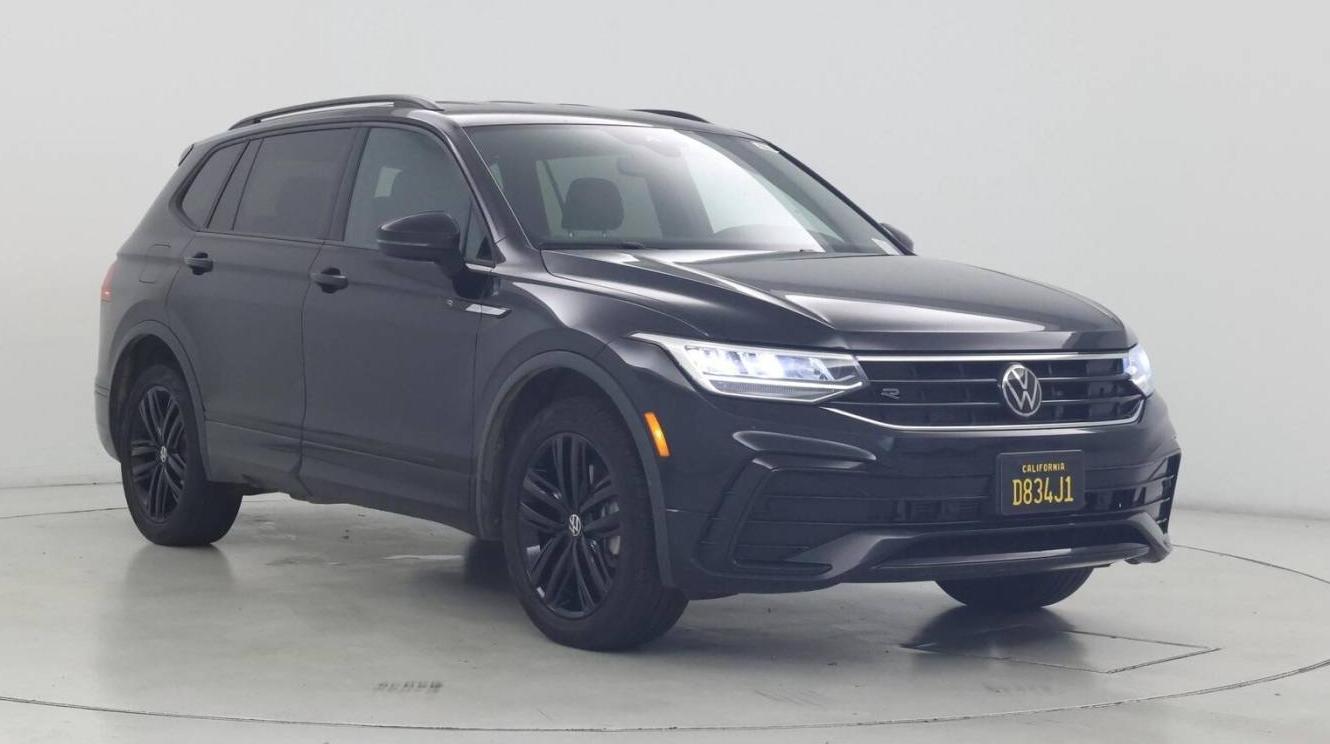 VOLKSWAGEN TIGUAN 2022 3VVCB7AX4NM033083 image