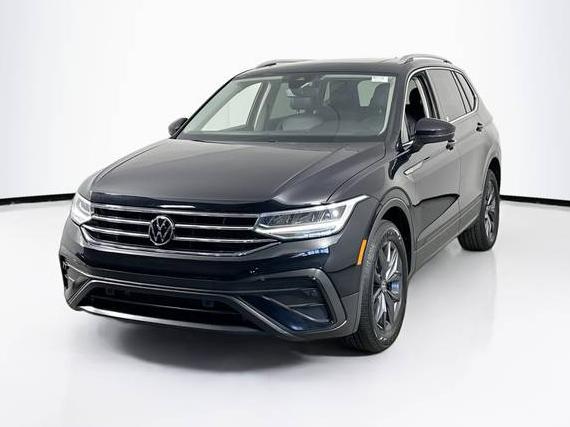 VOLKSWAGEN TIGUAN 2022 3VV3B7AX6NM113789 image
