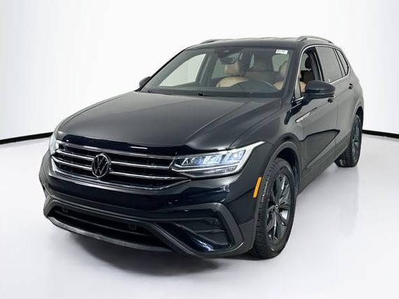 VOLKSWAGEN TIGUAN 2022 3VV3B7AX6NM171305 image