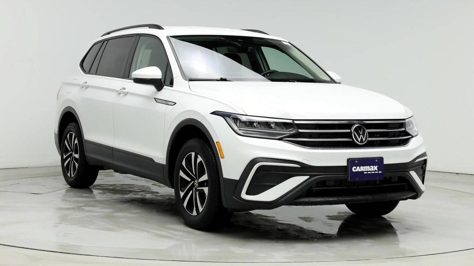 VOLKSWAGEN TIGUAN 2022 3VV1B7AX9NM071447 image