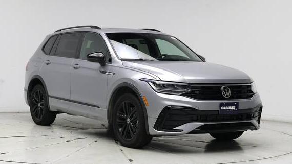 VOLKSWAGEN TIGUAN 2022 3VVCB7AX0NM043013 image
