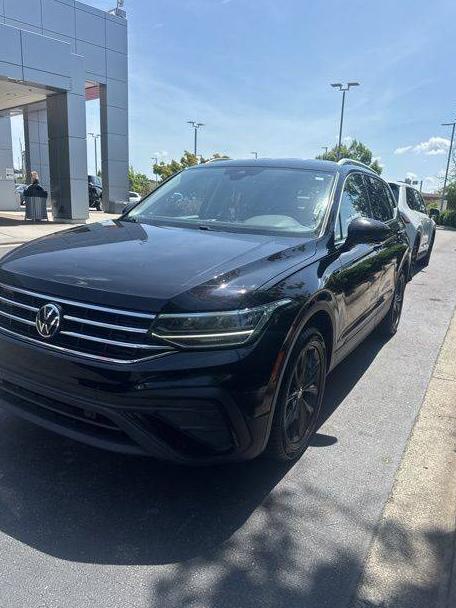 VOLKSWAGEN TIGUAN 2022 3VV3B7AX5NM027017 image