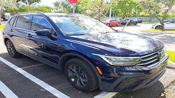 VOLKSWAGEN TIGUAN 2022 3VV3B7AX6NM062424 image