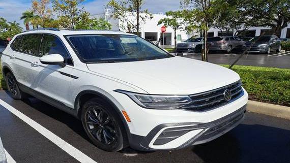 VOLKSWAGEN TIGUAN 2022 3VV3B7AXXNM042855 image