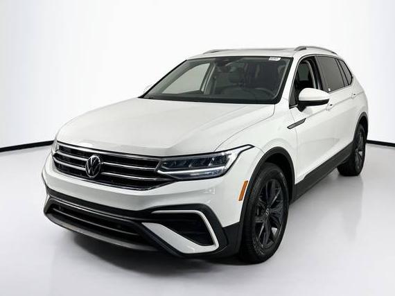 VOLKSWAGEN TIGUAN 2022 3VV3B7AX3NM090519 image