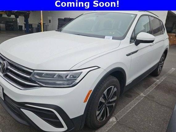 VOLKSWAGEN TIGUAN 2022 3VV1B7AXXNM143532 image