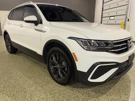 VOLKSWAGEN TIGUAN 2022 3VV3B7AX1NM054876 image