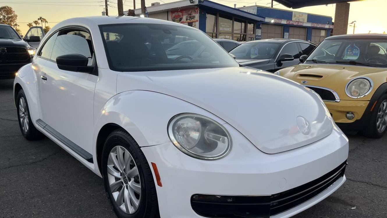 VOLKSWAGEN BEETLE 2016 3VWF17AT3GM601349 image