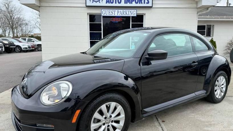 VOLKSWAGEN BEETLE 2016 3VWF17AT2GM610575 image