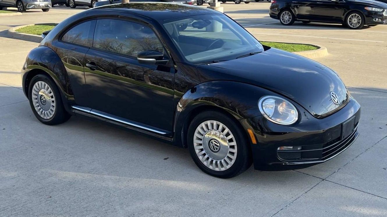 VOLKSWAGEN BEETLE 2016 3VWJ07AT3GM600683 image