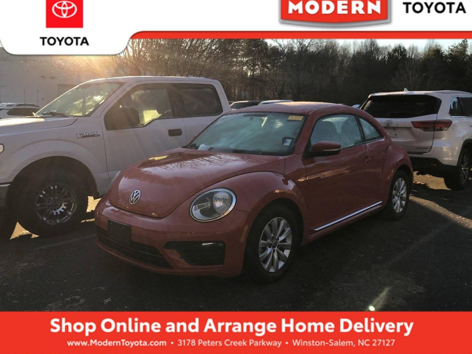 VOLKSWAGEN BEETLE 2019 3VWFD7AT3KM718719 image