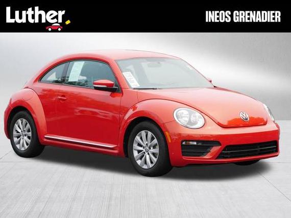 VOLKSWAGEN BEETLE 2019 3VWFD7AT6KM709626 image