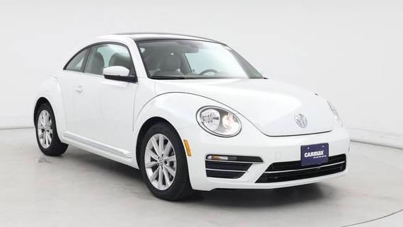 VOLKSWAGEN BEETLE 2019 3VWJD7AT5KM709983 image