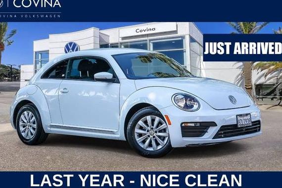 VOLKSWAGEN BEETLE 2019 3VWFD7AT4KM710015 image VOLKSWAGEN BEETLE 2019 3VWFD7AT4KM710015 image