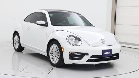 VOLKSWAGEN BEETLE 2019 3VWFD7AT1KM703233 image