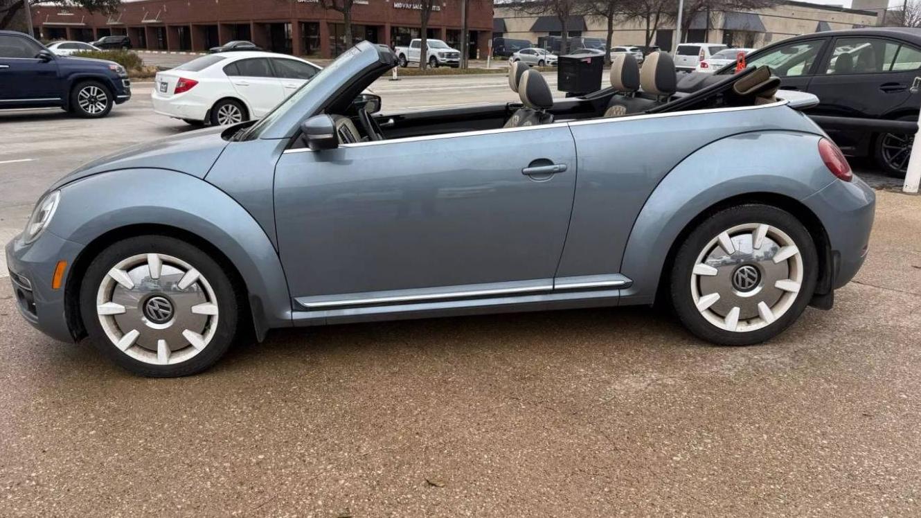 VOLKSWAGEN BEETLE 2019 3VW5DAAT0KM512184 image