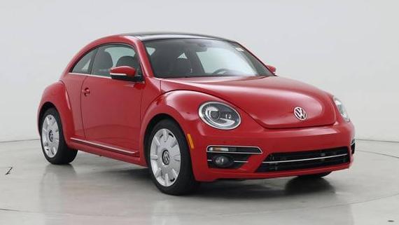 VOLKSWAGEN BEETLE 2019 3VWJD7AT0KM715108 image