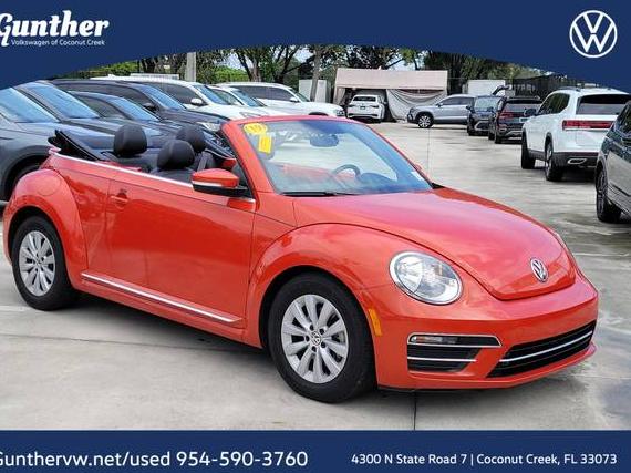 VOLKSWAGEN BEETLE 2019 3VW5DAAT6KM506390 image VOLKSWAGEN BEETLE 2019 3VW5DAAT6KM506390 image