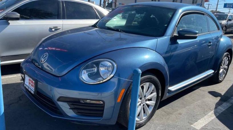 VOLKSWAGEN BEETLE 2019 3VWFD7AT1KM714989 image