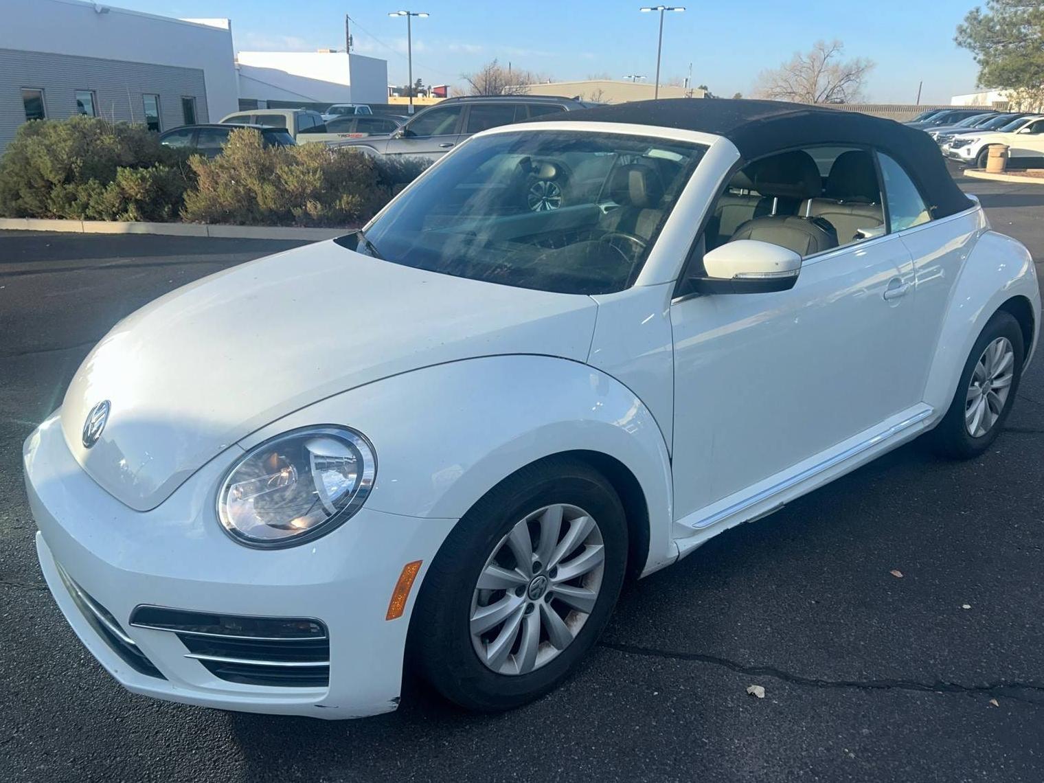 VOLKSWAGEN BEETLE 2019 3VW5DAAT3KM505746 image