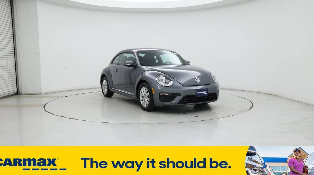 VOLKSWAGEN BEETLE 2019 3VWFD7AT0KM707337 image