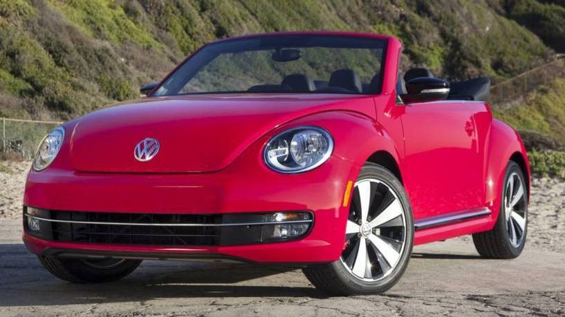 VOLKSWAGEN BEETLE 2018 3VW5DAAT5JM515998 image