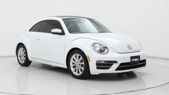 VOLKSWAGEN BEETLE 2018 3VWJD7AT6JM710641 image