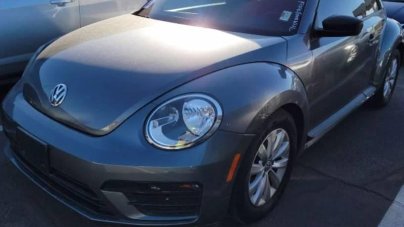 VOLKSWAGEN BEETLE 2018 3VWFD7AT7JM709603 image