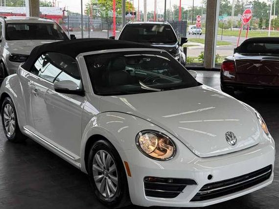 VOLKSWAGEN BEETLE 2018 3VW5DAAT7JM505022 image