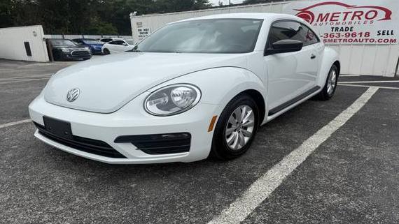 VOLKSWAGEN BEETLE 2018 3VWFD7AT4JM715004 image