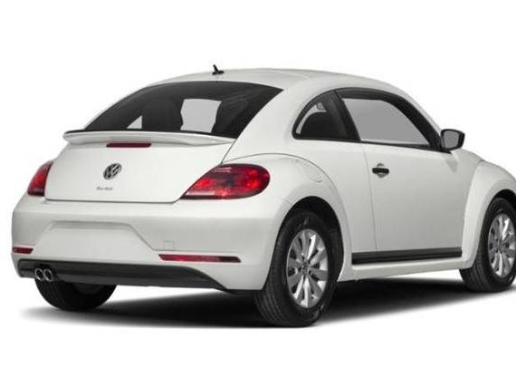 VOLKSWAGEN BEETLE 2018 3VWFD7AT3JM708643 image