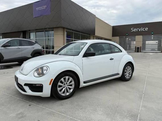 VOLKSWAGEN BEETLE 2018 3VWFD7AT5JM717182 image VOLKSWAGEN BEETLE 2018 3VWFD7AT5JM717182 image