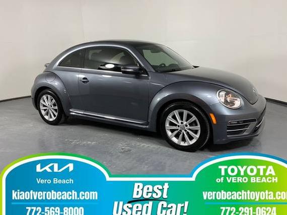 VOLKSWAGEN BEETLE 2018 3VWJD7AT8JM703190 image