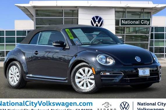 VOLKSWAGEN BEETLE 2018 3VW5DAAT7JM515890 image