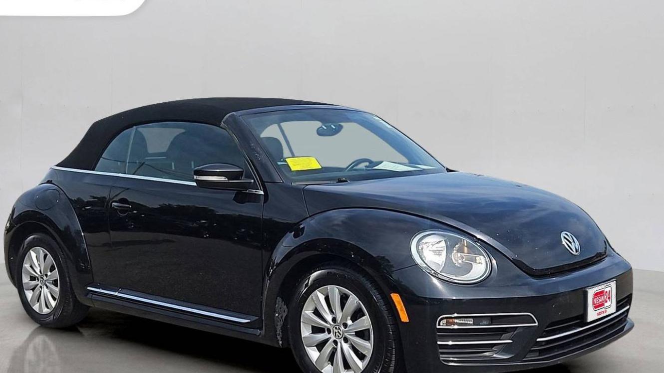 VOLKSWAGEN BEETLE 2018 3VW5DAATXJM515608 image