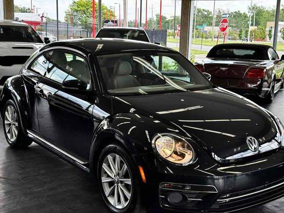 VOLKSWAGEN BEETLE 2017 3VWJ17AT6HM627035 image