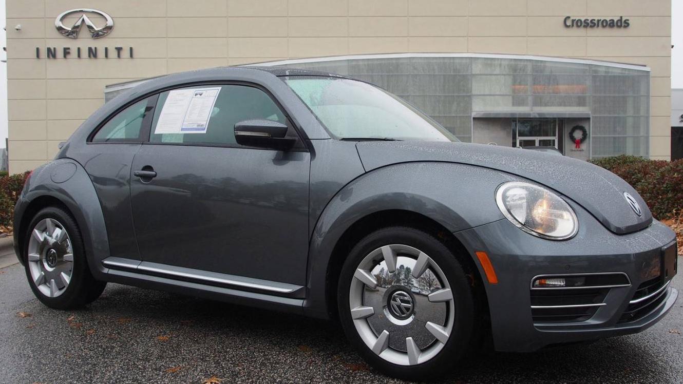 VOLKSWAGEN BEETLE 2017 3VWJ17AT3HM631348 image