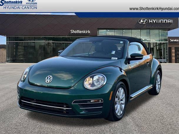 VOLKSWAGEN BEETLE 2017 3VW517AT7HM812258 image